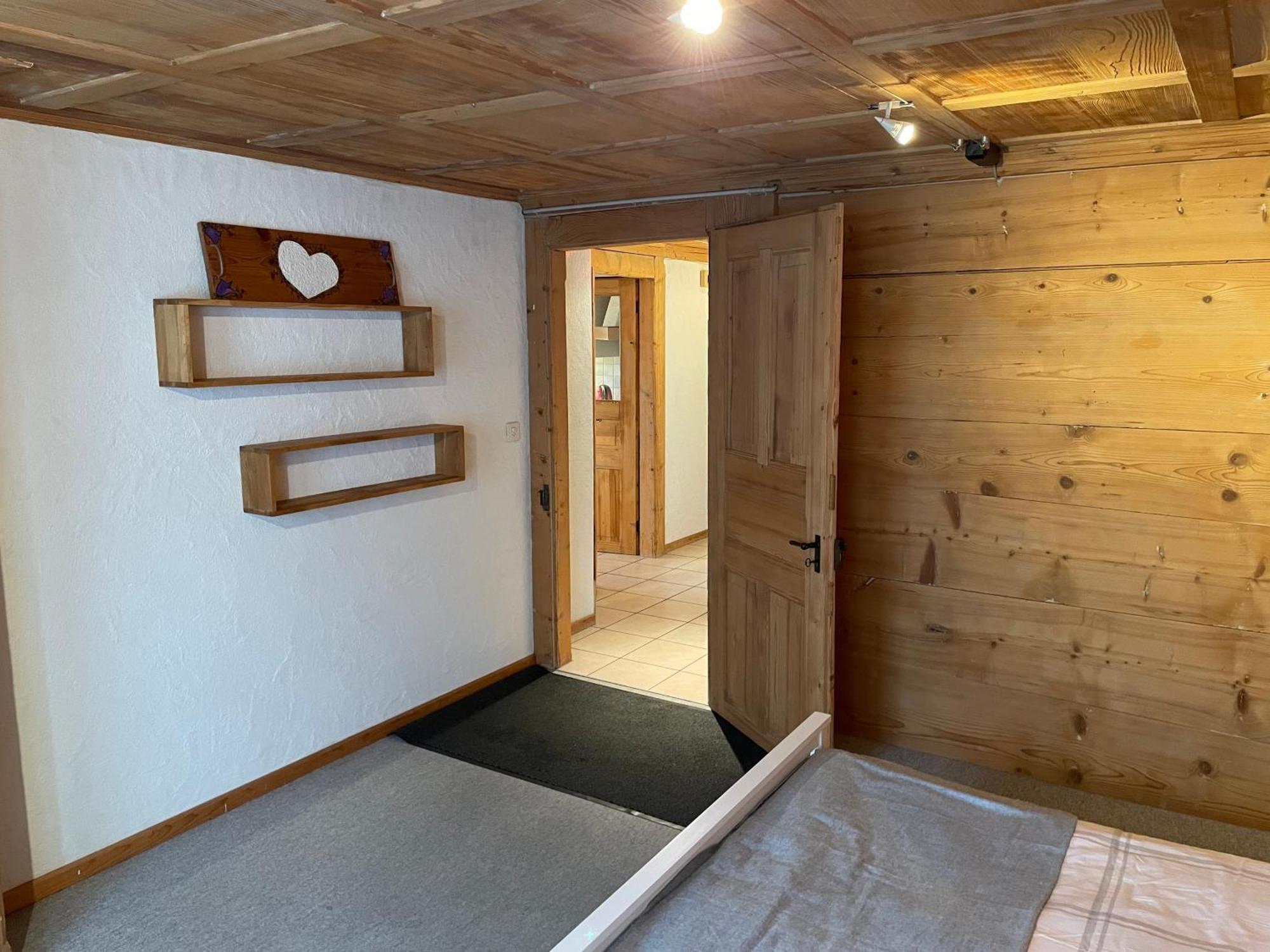 Edelweiss 4 Zi Ferienwohnung In Landhaus Фрутиген Экстерьер фото